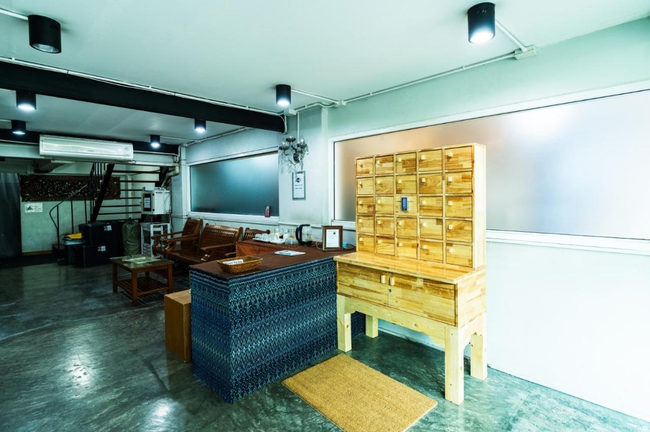 Go Inn Khaosan Road โกอินน์ ตรอกข้าวสาร Bangkok Ngoại thất bức ảnh